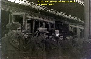 ORAN 1943 PRISONNIERS ITALIENS   (7)